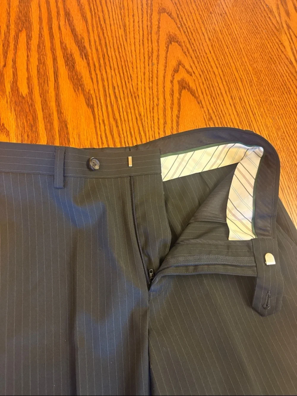 Boys Lauren Ralph Lauren Black Pinstripe Suit Sz 12 for Wedding/First Communion - Picture 13 of 16